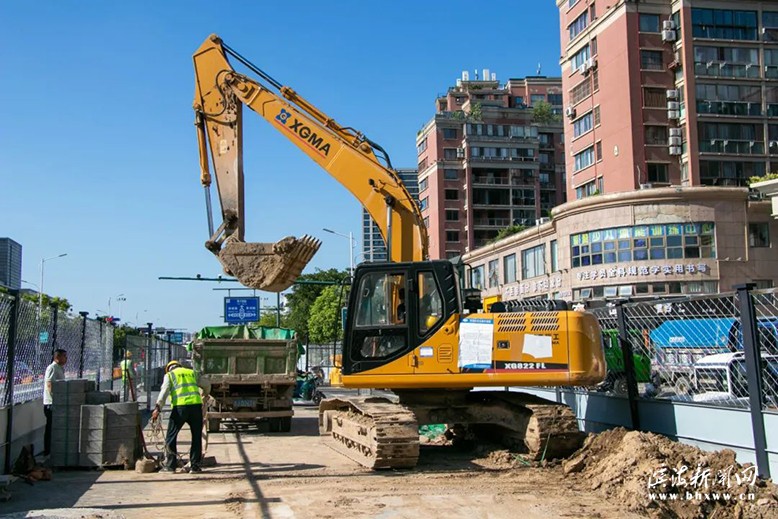 縣城富康路雨污分流改造工程施工現場